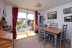 Dining Room- click for photo gallery